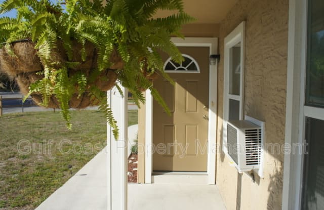 555 South Tuttle Avenue - 555 South Tuttle Avenue, Sarasota, FL 34237