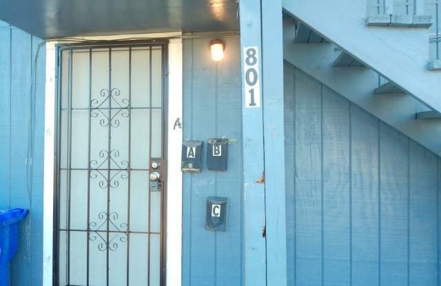 801 Alameda Unit A - 2/Bed 1/Bath - $900/month Gallery 3