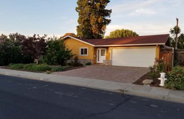 Elegant 4BR Retreat with Pool – Cupertino Schools, Near Apple Park photos photos