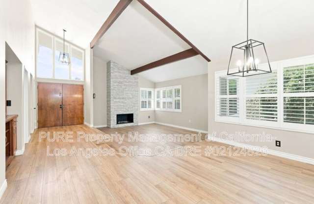 5347 Indian Hills Dr Gallery 2