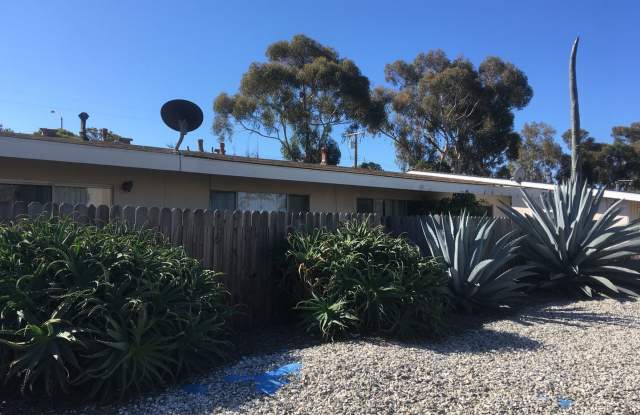 Midtown Ventura - Spacious one bedroom, one bath single level apartment photos photos