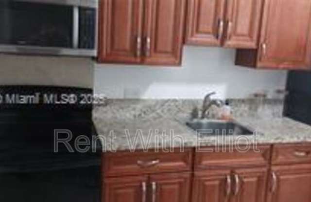 250 SW 4 st - 250 Southwest 4th Street, Dania Beach, FL 33004