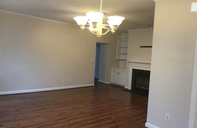 702-102 Copperline Drive Gallery 4