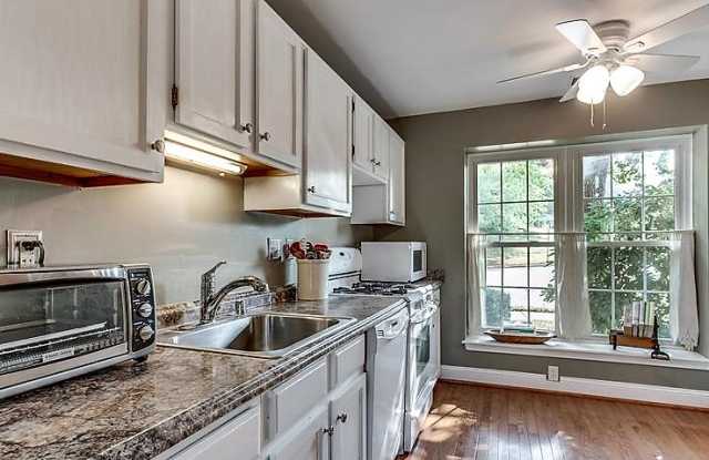 7556 Blanford Ct Gallery 3
