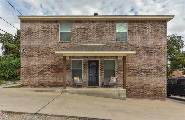 2534 S University Drive - 2534 S University Dr, Fort Worth, TX 76109