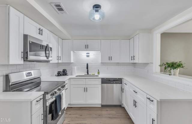 12 Patriot Circle photos photos