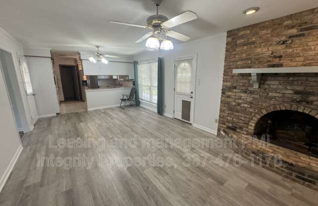 204 Debby Drive Gallery 3