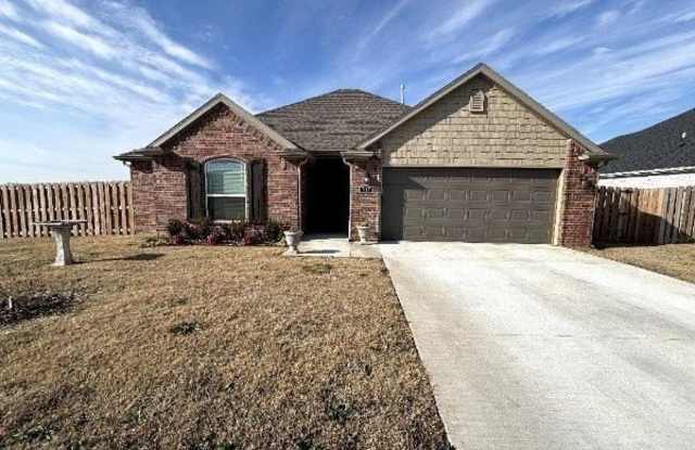 317 South Nightfall Avenue - 317 South Nightfall Avenue, Farmington, AR 72730