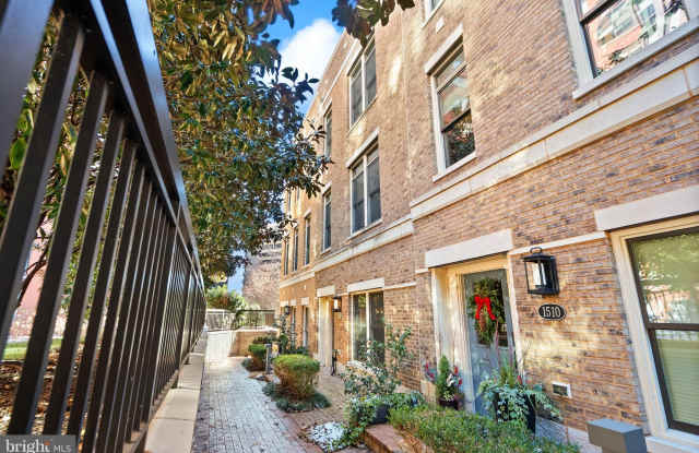 1508 16TH Court N - 1508 16th Court N, Arlington, VA 22209