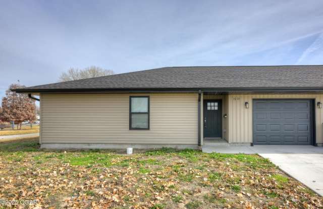 1601 New Hampshire Avenue - 1601 New Hampshire Avenue, Joplin, MO 64804
