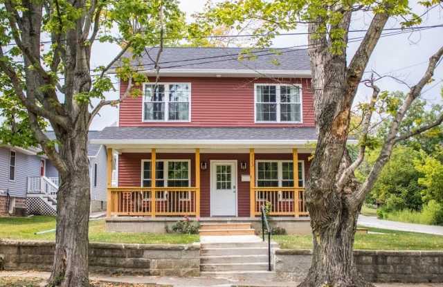 1113 N Indiana Ave - 1113 North Indiana Avenue, Bloomington, IN 47408