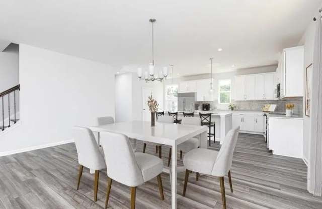 1339 Creek View Lane Gallery 4