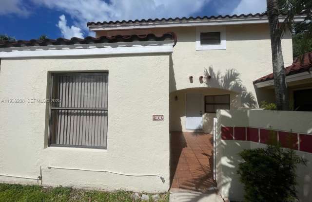 1400 San Remo Cir photos photos