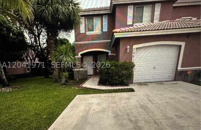 7001 SW 164th Ct photos photos