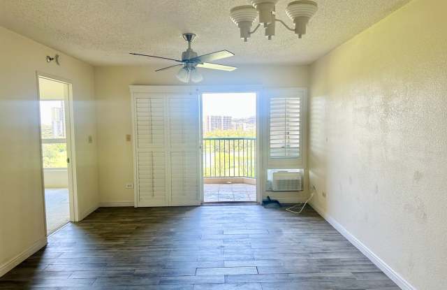 2 bedroom 2 bath unit in highly desirable building - 3075 Ala Poha Place, Honolulu, HI 96818