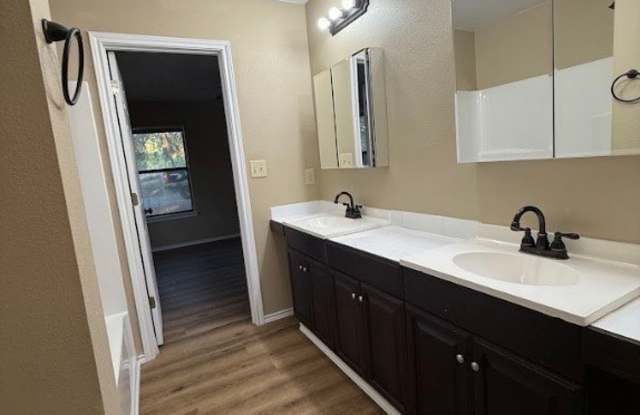 2100 Fm 2722 - 2100 Farm To Market Road 2722, Comal County, TX 78132