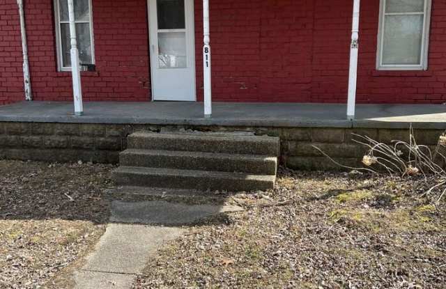 811 North 7th Street - 811 North 7th Street, Clinton, IN 47842