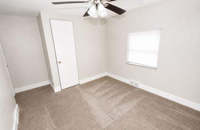919 SLEEPY HOLLOW ROAD Gallery 4