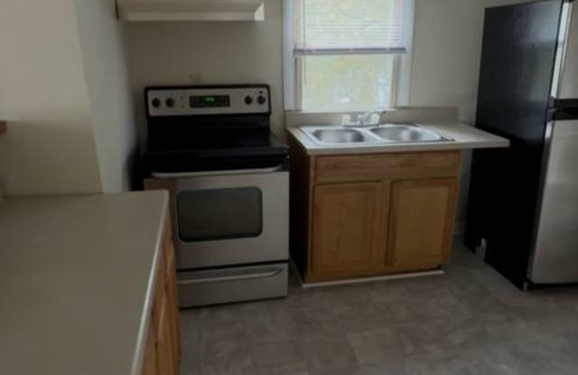 Charming 2BR Duplex in Norfolk photos photos