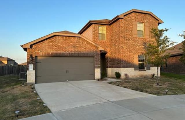 3207 Sumac Dr Gallery 1