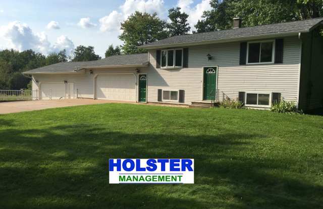 3-bedroom Home on Private Country Lot with 2 acres & 4-car garage photos photos