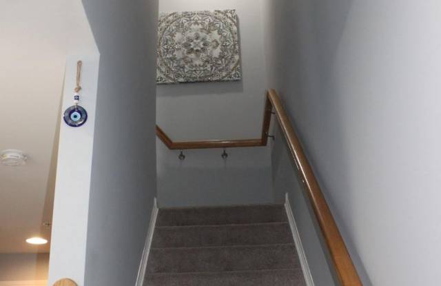 7452 RIDING MEADOW Way Gallery 3