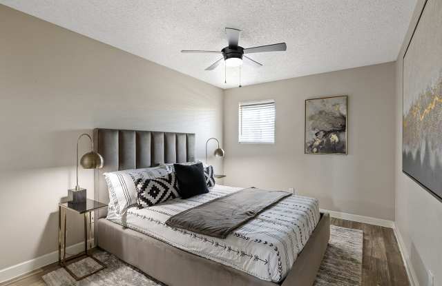 Camelback Village Apartments Gallery 2