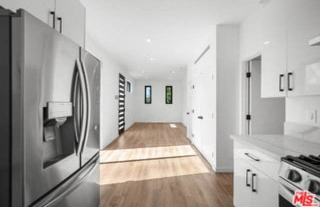 2646 Westwood Boulevard photos photos