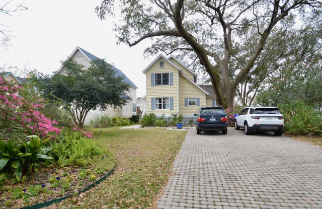 775 Lake Frances Drive photos photos