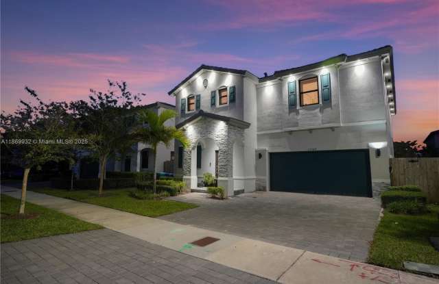13362 SW 284th Ter photos photos