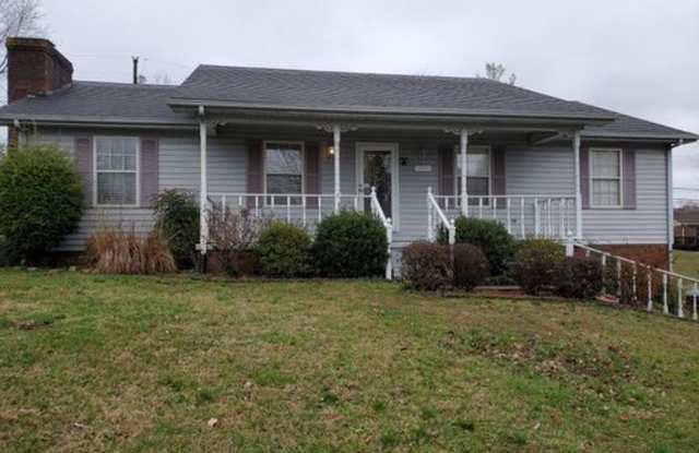 4 Bedroom 2 Bath 2 car Garage with basement Gallery 1