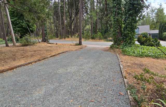 4-bedroom, 2-bath home in Cedar Ridge Gallery 3