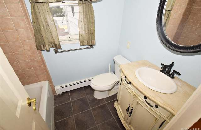 15 N Crescent Drive photos photos