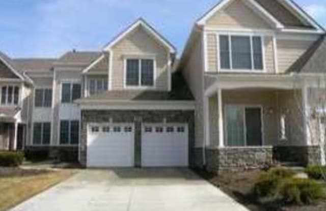 25678 ISLAND LAKE - 25678 Island Lake Drive, Novi, MI 48374
