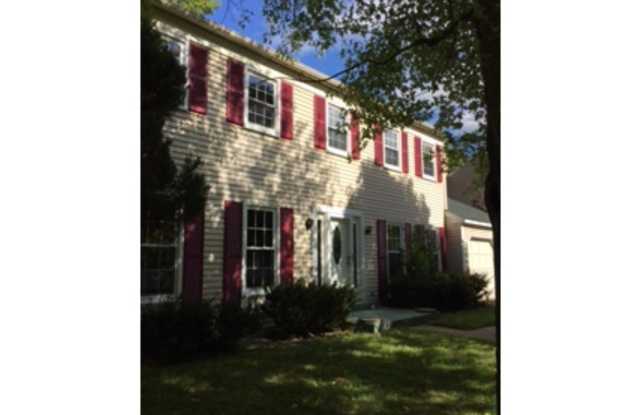 1 MAPLE POINT Drive - 1 Maple Point Drive, Woodbourne, PA 19047