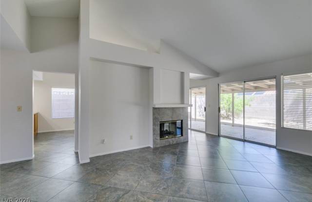 4756 Anchorage Street Gallery 4