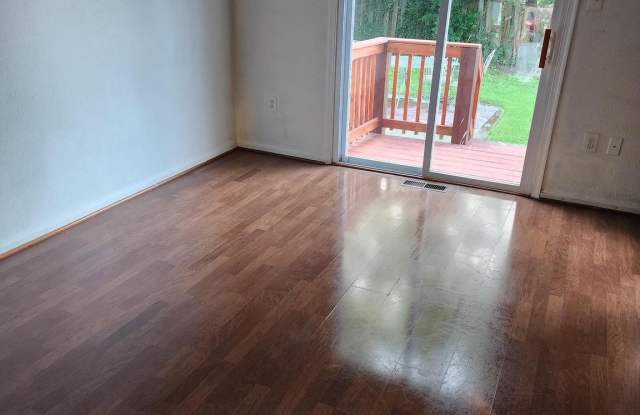 8333 IVY GLEN Court Gallery 2