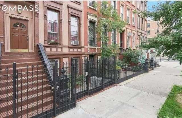 331 Pleasant Avenue photos photos