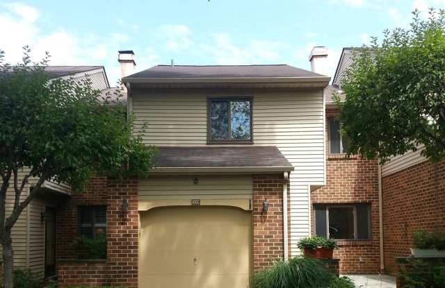 105 CAMSTEN COURT - 105 Camsten Court, Chesterbrook, PA 19087
