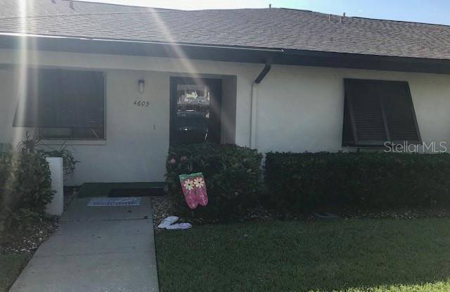 4605 LONGWATER - 4605 Longwater Chase, The Meadows, FL 34235