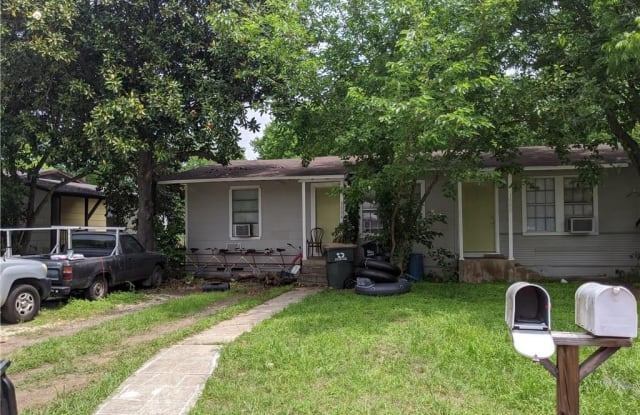 1004 Haynes - 1004 Haynes Street, San Marcos, TX 78666