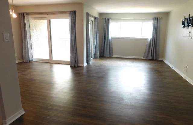 Updated Marsh View Condo Gallery 4