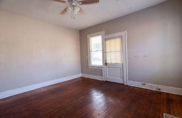 Highland 3 Bedroom / 1 Bath Gallery 3