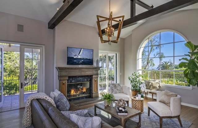 50 Camino Alto Gallery 3