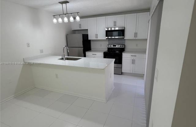 738 Mill Valley Pl - 738 Mill Valley Place, West Palm Beach, FL 33409