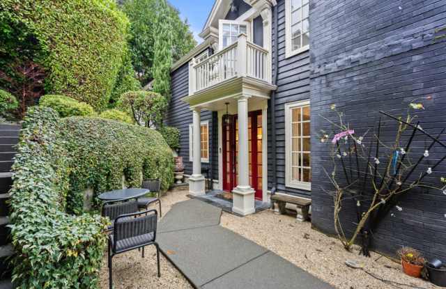 1435 Newport Way Gallery 2