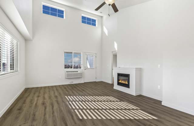 312 E Rr Ave photos photos