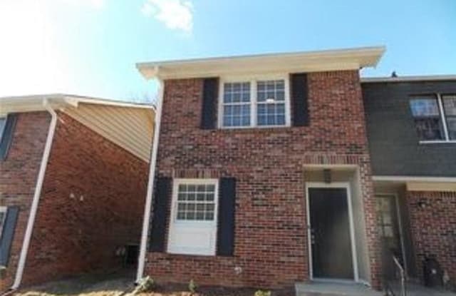 2040 Kings Gate Cir Sw - 2040 Kings Gate Circle Southwest, Snellville, GA 30078