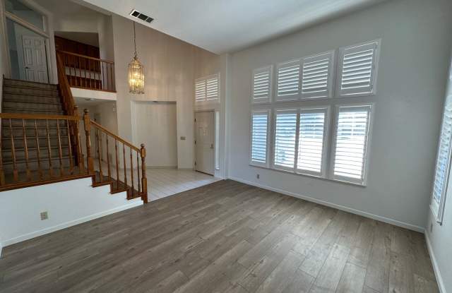 Beautiful 4 Bedroom, 3 full bath, 3-car garage Tracy home Gallery 3