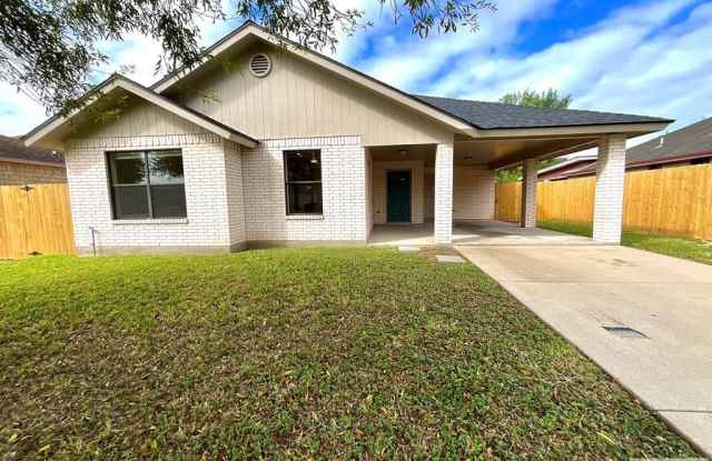 706 CARNATION DR. Gallery 3